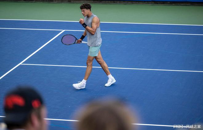 雪上加霜 雪上加霜